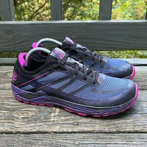 Topo Athletic Runventure 2 Zero Drop Trail Running Shoes Sneakers Womens Size 10